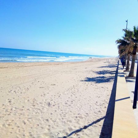 Apartamento Junto A Playa Con Piscina Мирамар Экстерьер фото